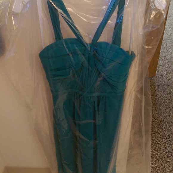 David's Bridal Dresses & Skirts - David's Bridal chiffon bridesmaid dress